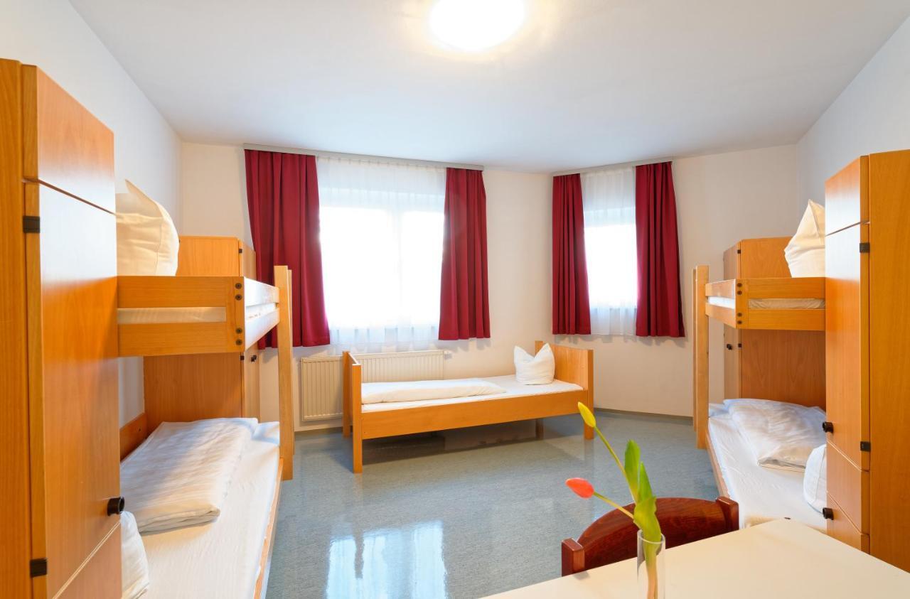 Jugend- Und Familiengaestehaus Klagenfurt Клагенфурт Екстериор снимка